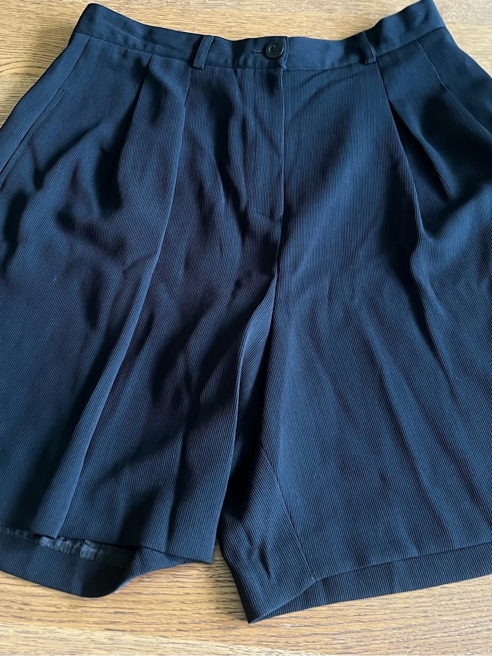 1940’s Style High-Waist Black Pleated Tailored Women's Trouser Shorts